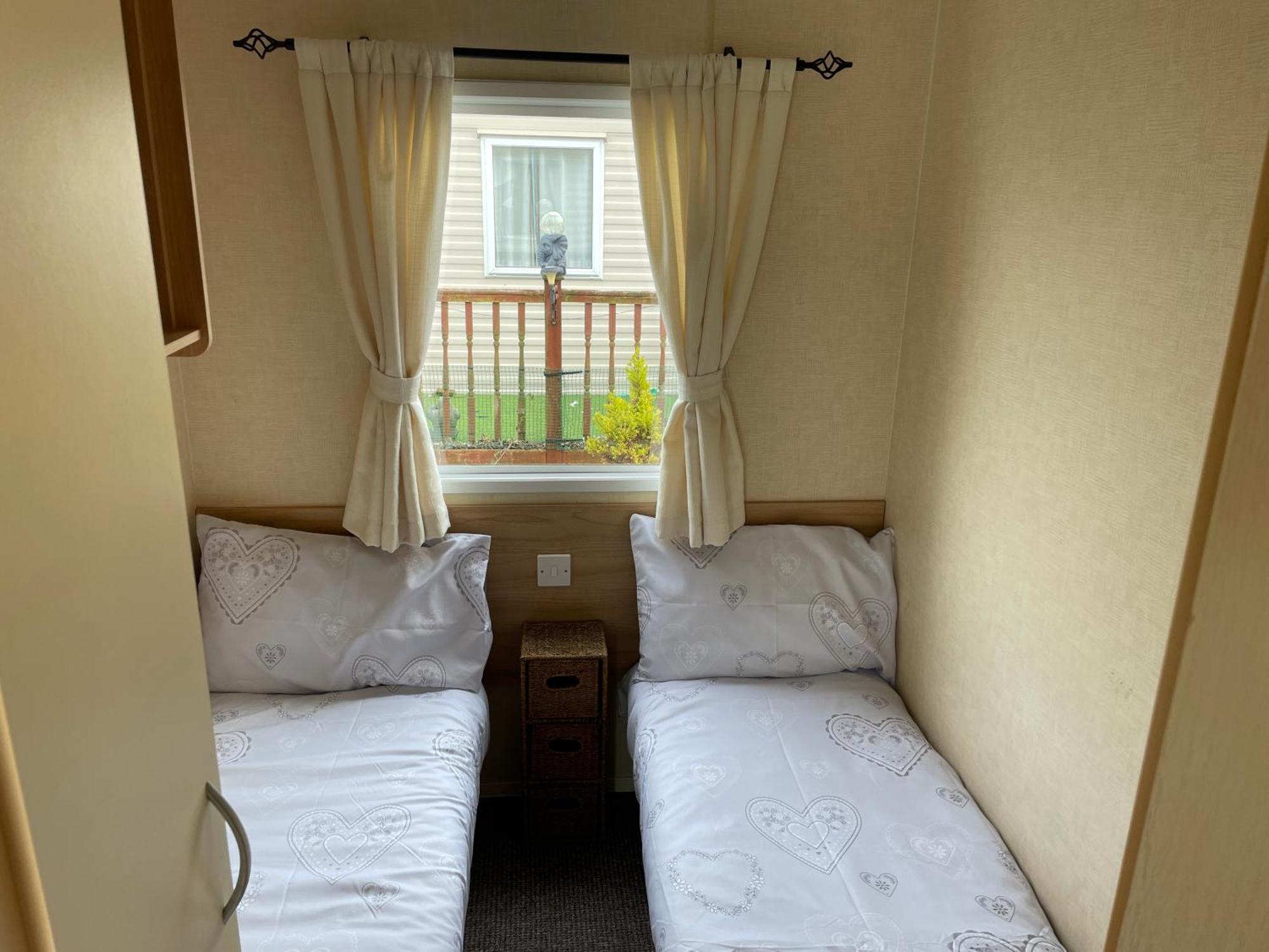 The Luxury Wolds Retreat 6 Berth 3 Bedrooms Beds Made For Arrival Wifi Ingoldmells Eksteriør bilde