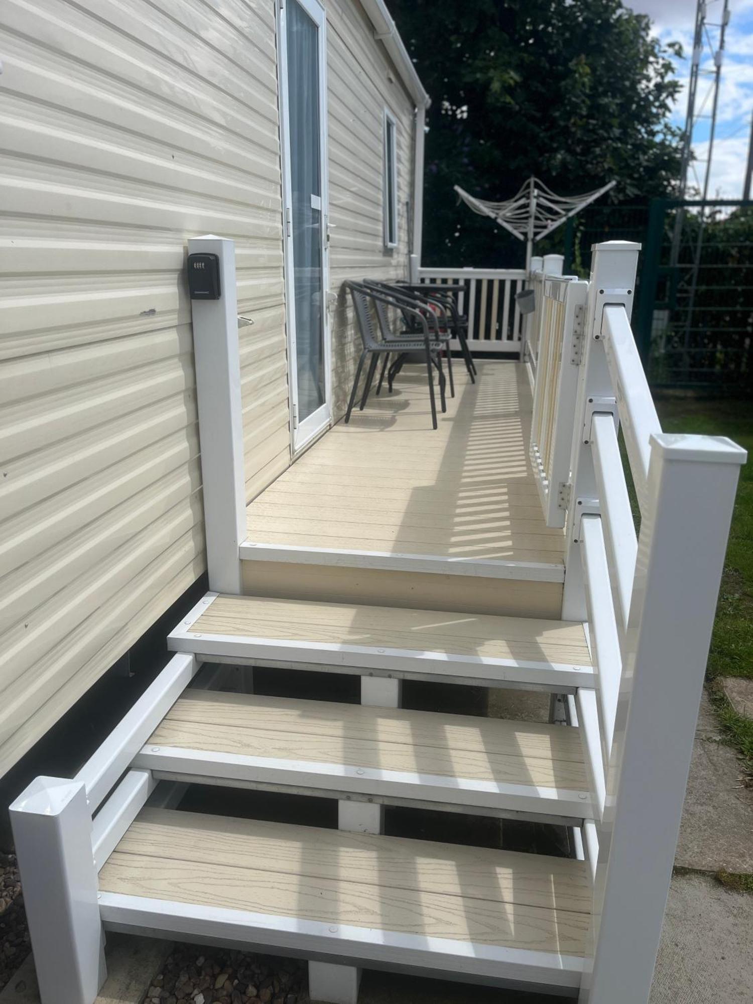 The Luxury Wolds Retreat 6 Berth 3 Bedrooms Beds Made For Arrival Wifi Ingoldmells Eksteriør bilde